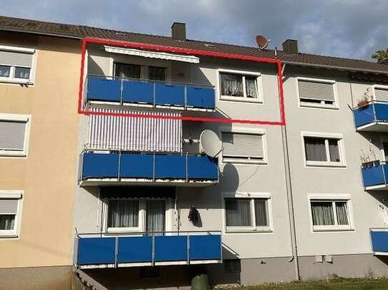 3-Zimmer-Wohnung mit Einbauküche, im 2.OG mit Balkon in ruhiger Lage in Nürtingen-Oberensingen