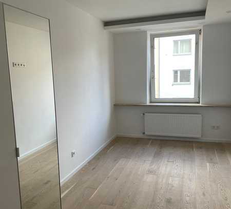 NÜRNBERG - 5er WG - gemütliches Zimmer in Toplage!!