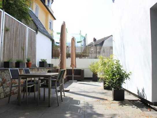 Reserviert DHH mit Kamin, EBK, Balkon, Terrasse und Garten/charming semi-detached house