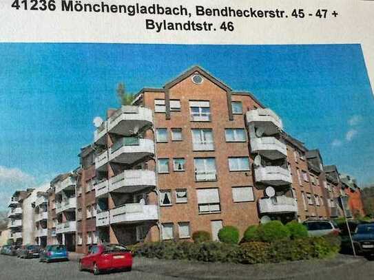 3 Moderne Mehrfamilienhäuser Bj. 2000