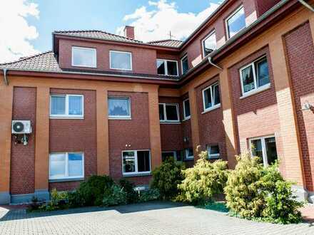 3. Raum Wohnung in Elbnähe mit Balkon Pechauerstr. 21 39114 Magdeburg