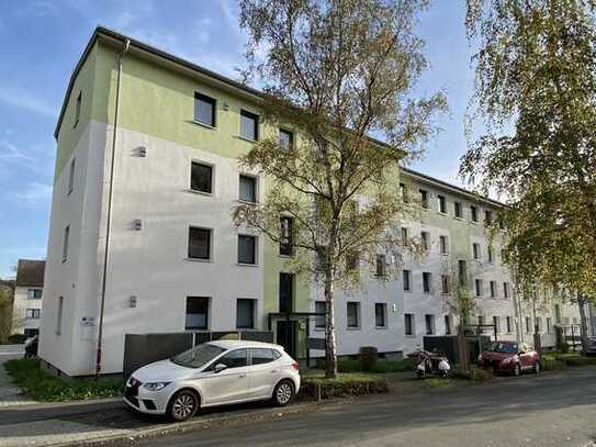 3-Zimmer Wohnung mit Balkon und EBK im energ. sanierten Anwesen