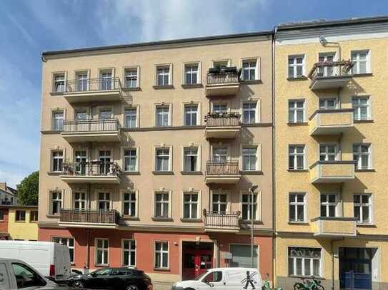 Charmante Balkonwohnung 
im ruhigen Gartenhaus
- Fernwärme -

in beliebter Friedrichshain Lage