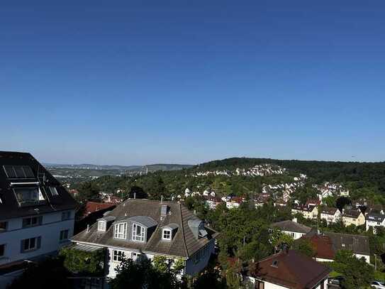 Großes Haus mit großem Schwimmbad und traumhaftem Ausblick