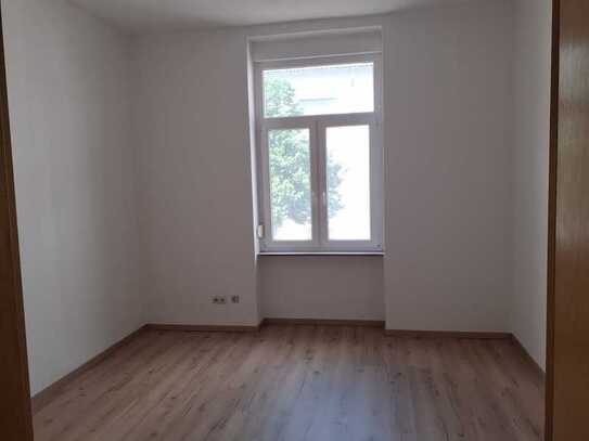 Geräumige 3-Zimmerwohnung mit kleinem Balkon in Mannheim-Schwetzingerstadt