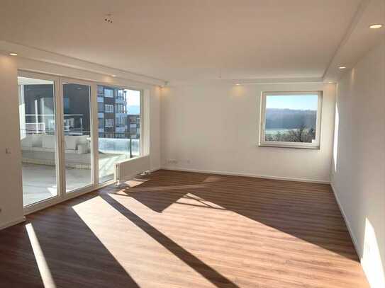 MODERN + NEU: Wohnung mit Loggia + Fernblick in Friedrichsdorf