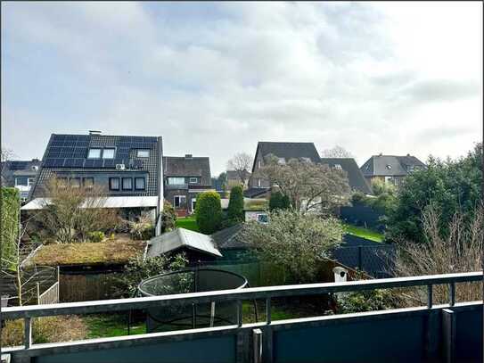 Vermietete 3 Raum Wohnung mit Wohnküche & Loggia sowie Gemeinschaftsgarten in ruhiger Lage