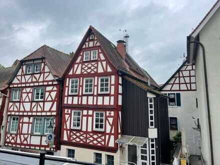 Genießen Sie den Charme der Fußgängerzone in Bensheim