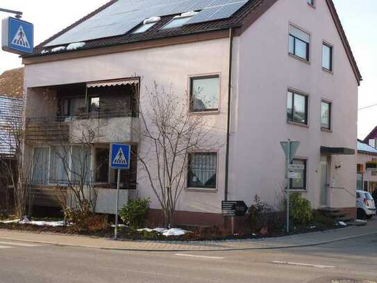 3,5-Zimmer mit Balkon und Außenstellplatz in Lienzingen