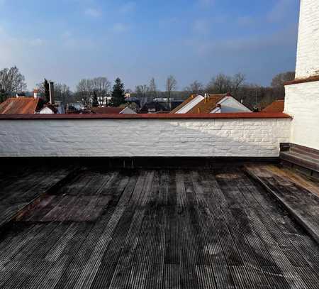 Attraktive Stadtwohnung mit großer Dachterrasse und EBK in zentraler Lage von Mühldorf