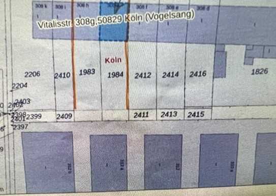 Lagerhalle mit großer Freifläche