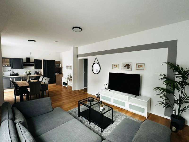 Attraktives Mehrfamilienhaus mit kernsanierter Stadtvillen-Architektur in Schwachhausen