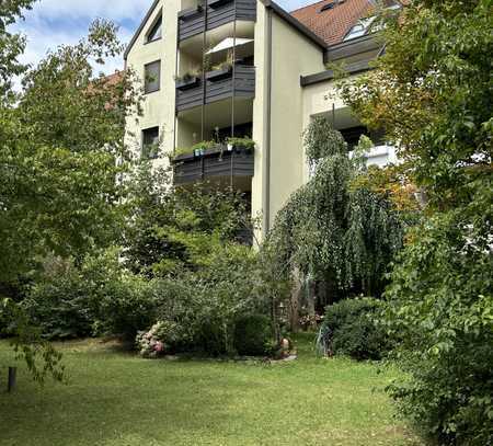 Freie, superschöne 2,5-Zimmer-Whg. ca. 74m² mit Loggia in Nürnberg / Wöhrder See