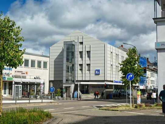 ⭐ Wohnen im Zentrum Primasens: Direkt neben Schloßplatz nahe der Altstadt! ⭐