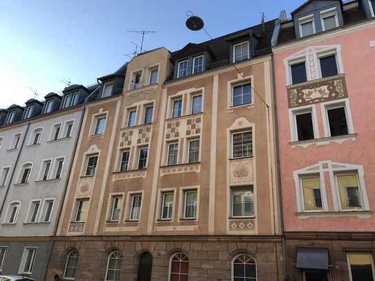 Möblierte 2-Zimmer-Wohnung mit Balkon nähe U-Bahn-Station Eberhardshof