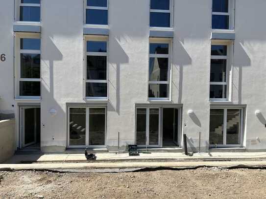 Schöne Souterrainwohnung - ca. 62 m²- Vermietung an Einzelperson