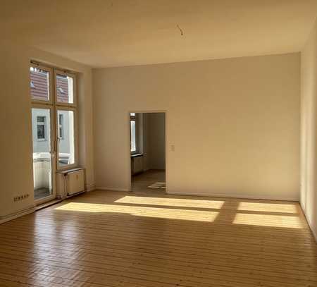 Schöne, geräumige zwei Zimmer Wohnung in Berlin, Wilmersdorf