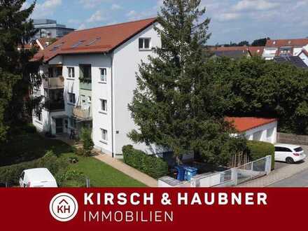 Attraktives Mehrfamilienhaus
7 Wohnungen & 4 Garagen & 2 Stellplätze,
Neumarkt