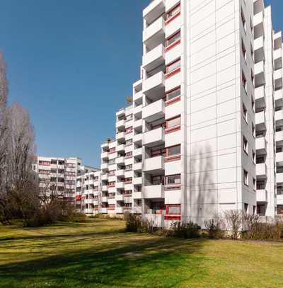 Attraktive 3-Zimmer-Wohnung mit Südbalkon in ruhiger Seitenstraße des Kurfürstendamms