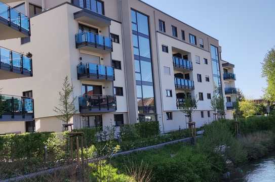 Hochwertige 3-Zimmer-Wohnung mit Balkon und Einbauküche in Sinsheim