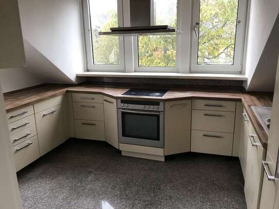 Exklusive 4-Zimmer-Wohnung im Bochumer Kirchviertel im Herzen Wiemelhausen - 90qm mit neuen Balkon