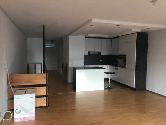 Außergewöhnliche 4-Zimmer-Maisonettewohnung mit 3 Balkonen und tollem Ausblick