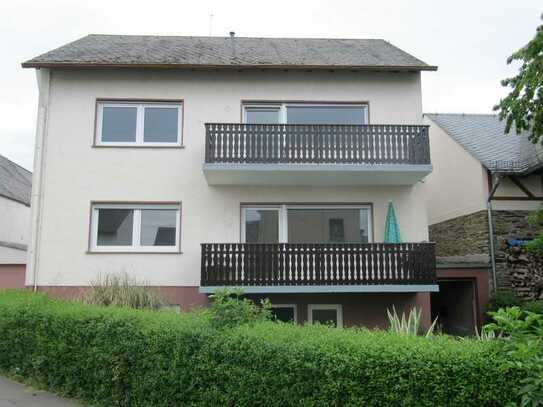 Renovierte Wohnung Haus in Rheinhöhenlage