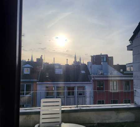 Ansprechende 2-Zimmer-Dachgeschosswohnung mit großer Sonnenterrasse in Aachen