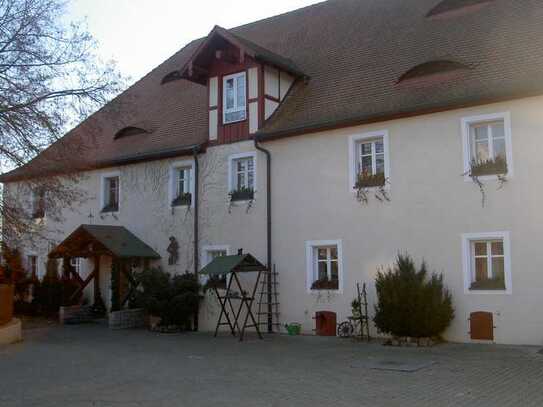 Phantastischer Ausblick- 4-Zimmer-Wohnung in Rügland-Rosenberg