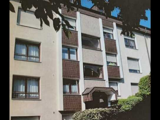 Gepflegte 3,5-Raum-Dachgeschosswohnung mit Balkon, Kamin und Einbauküche in Hagen