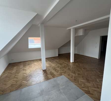 *ERSTBEZUG in Schleußig: Traumhafte MAISONETTE-WOHNUNG mit Loggia und Gäste-WC* WE 08