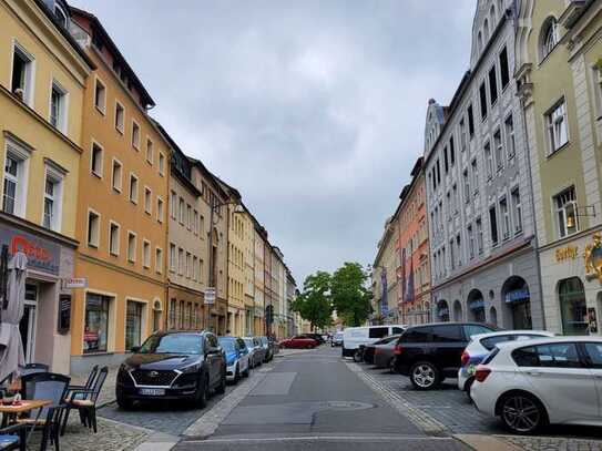 Gepflegtes Wohn- und Geschäftshaus in beliebter Einkaufsstrasse