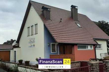 +++ Freistehendes Einfamilienhaus + Garage + größzügigem Garten +++