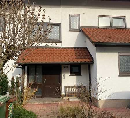 Lichtdurchflutete Maisonette Wohnung in Plankstadt