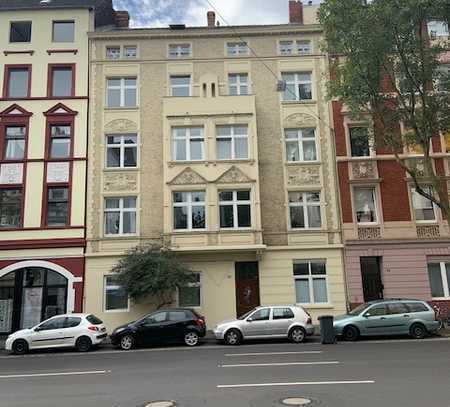 Exklusive, vollständig renovierte 2-Raum-Wohnung in Düsseldorf