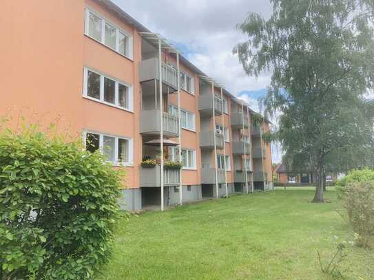 Schöne 2 Zimmer-Wohnung mit Einbauküche und Balkon