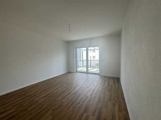 1-Zimmer-Apartment, Erstbezug im 2. OG mit Balkon in Mengkofen