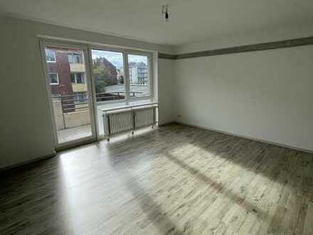AACHEN - 3-ZIMMER WOHNUNG + 2 PKW - STELLPLÄTZEN IN ZENTRALE LAGE
