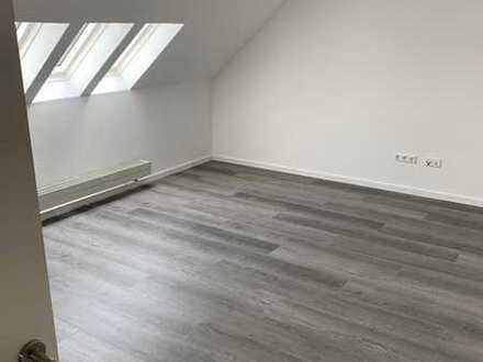 Moderne 4-Zimmer-Dachgeschosswohnung in Kastellaun