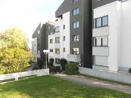**Moderne, helle 2,5 Zimmer-Wohnung in Höhenlage LE-Stetten**
