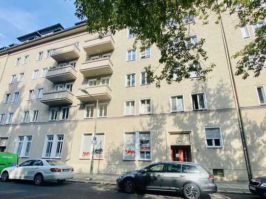 2 Zimmerwohnung in Friedrichshain mit Balkon zu verkaufen.