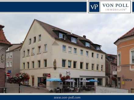 Mehrfamilienhaus mit zwei Gewerbeeinheiten und über 6,5% Rendite