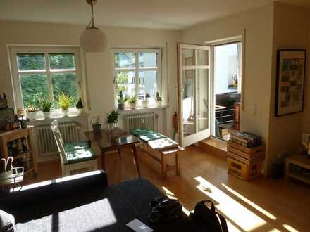 hochwertige 2-Zimmer-Wohnung 75 qm. in ruhiger Wohnanlage in der Innenstadt