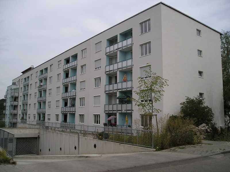 3-Zimmer-Wohnung mit Balkon, Tiefgarage und Ausblick – Komfortables Wohnen in Stuttgart-Weilimdorf!