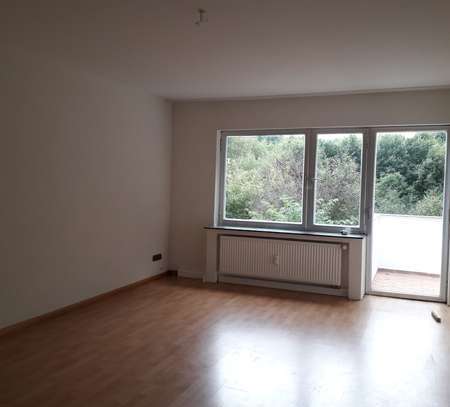 Schöne und modernisierte 3,5-Raum-Wohnung mit Balkon in Gelsenkirchen