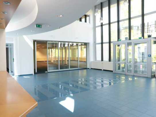 Teilflächen eines Repräsentatives Bürogebäude in Wülfrath zu vermieten