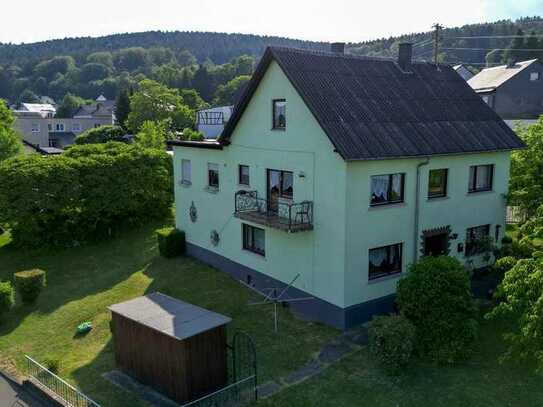 Fantastisches Ensemble mit idyllischem Grundstück!