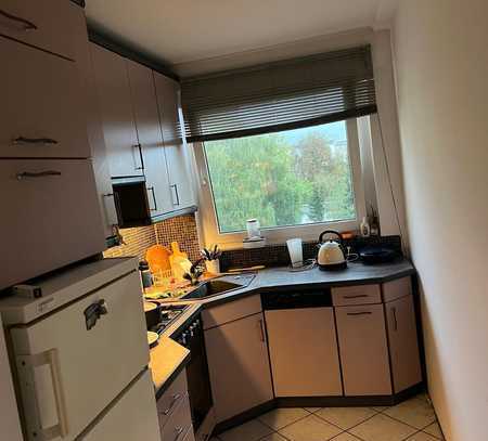 modernisierte 2 zmmer wohnung mit einbauküche