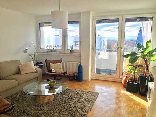 Sehr helle, moderne 2,5 Zimmer Wohnung mit Alpenblick in München, Ramersdorf