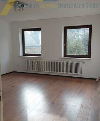 Schnäppchen in Landshut. Ihre Chance auf ein kreatives Renovierungsprojekt. Ihr Traumhaus wartet!